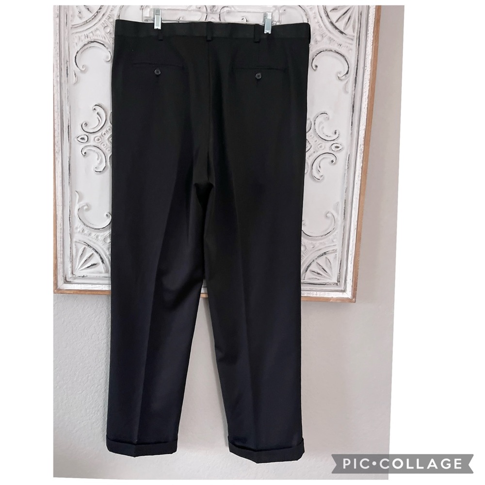 PERRY ELLIS PORTFOLIO CLASSIC FIT PLEATED CUFFED BLACK DRESS PANTS - Picture 2 of 3